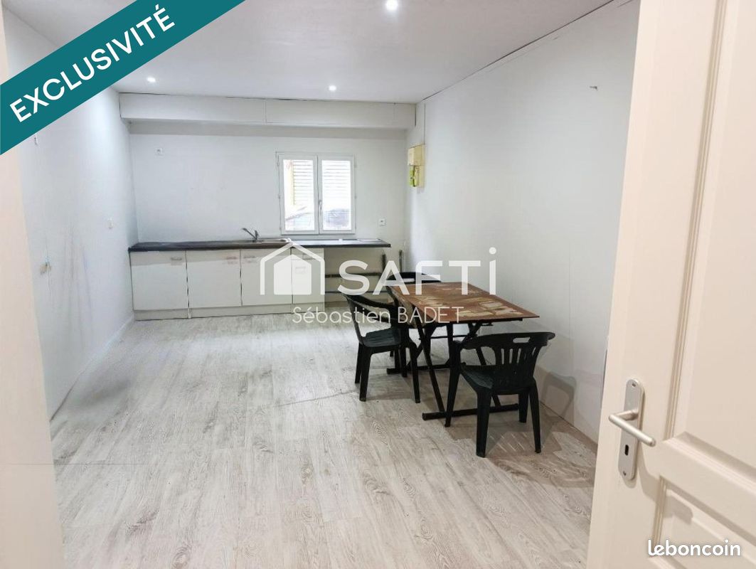 Immeuble 179 m² · à Issoudun · 179 m² · 89 900 €