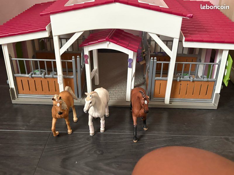 Écurie horse club schleich (image 1)