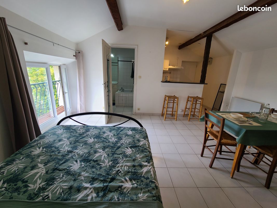 Appartement 1 pièce 26 m² · à Montélimar · 26 m² · 530 €