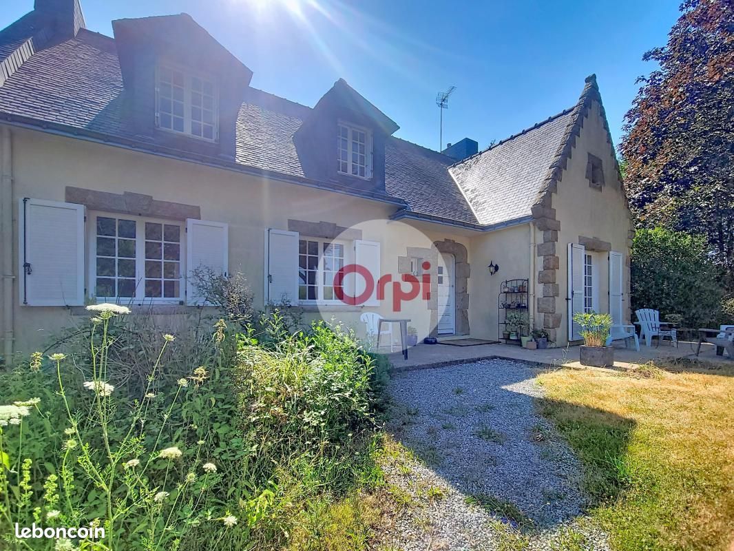 Maison 7 pièces 160 m² · à Questembert · 160 m² · 254 400 €
