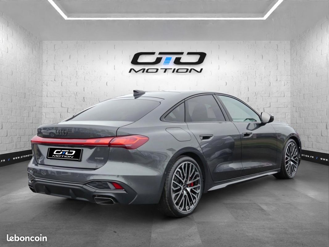 AUDI A5 e-hybrid 367 ch S tronic 7 Quattro S line (image 3)