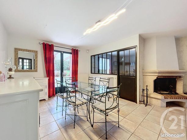 Pavillon 6 pièces 154 m²