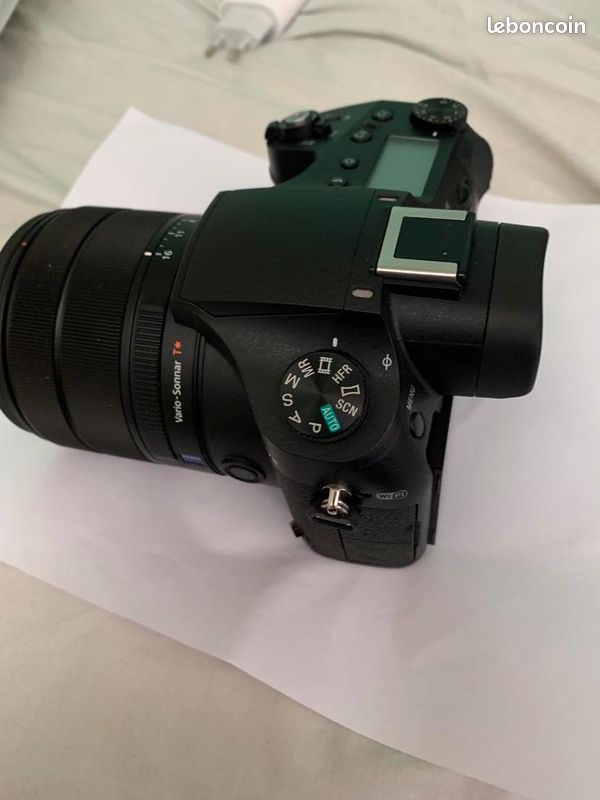 Sony RX10iii (image 3)