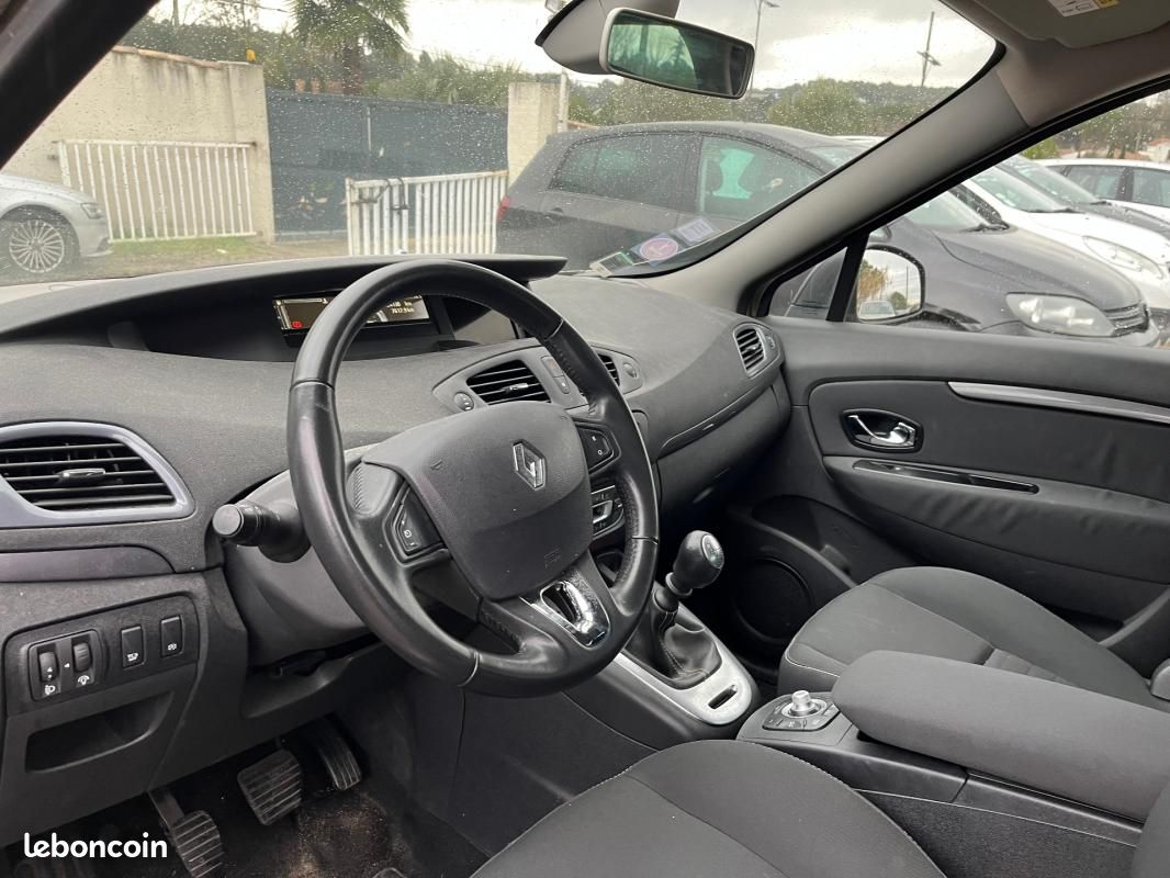 Renault Scénic III TCe 130 Energy Zen (image 7)