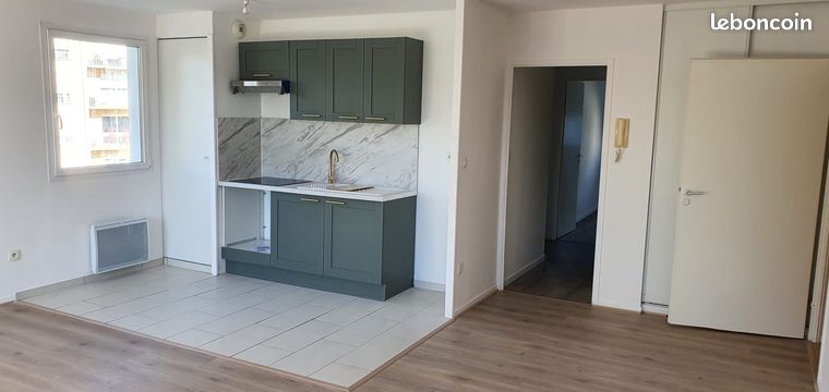 T3 71 m2 + terrasse A LOUER