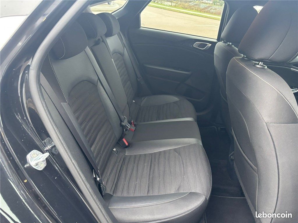 Kia Pro_cee'd PROCEED III 1.5 T-GDI 160 CH DCT7 GT Line (image 10)