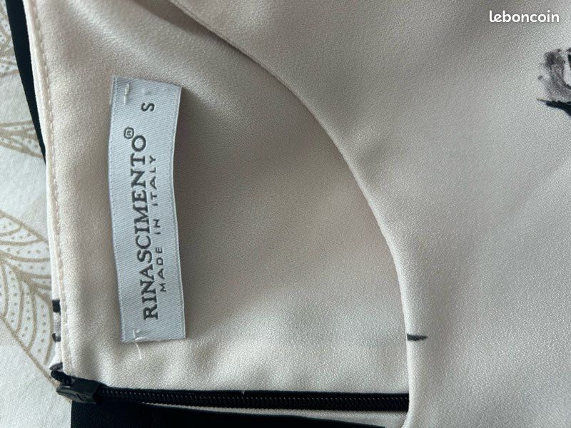 Robe courte Rinascimento à imprimé fleurs graphiques - Taille S (image 4)