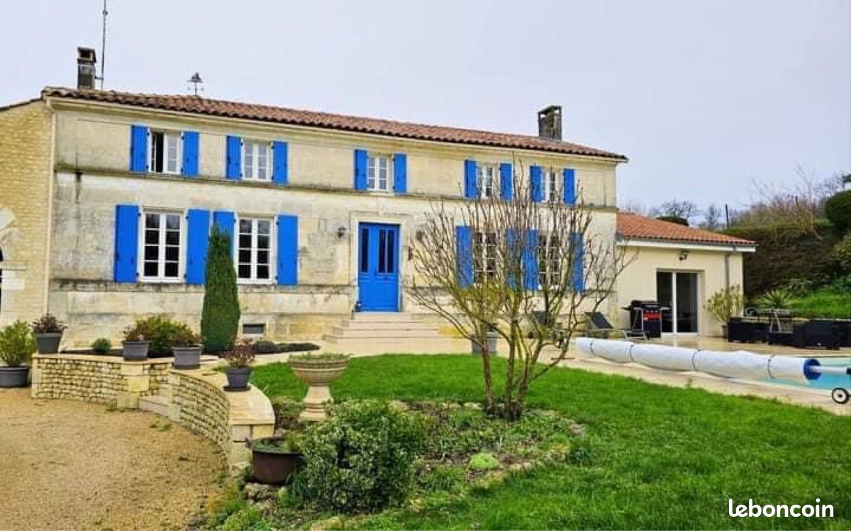 Location gîte avec piscine et bain nordique (image 1)