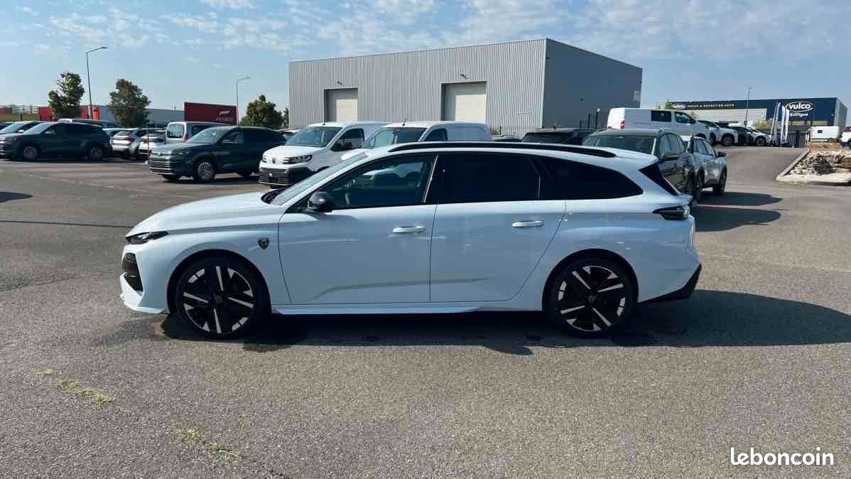 Peugeot 308 SW 1.5 BLUEHDI 130CH S&S GT EAT8 (image 8)