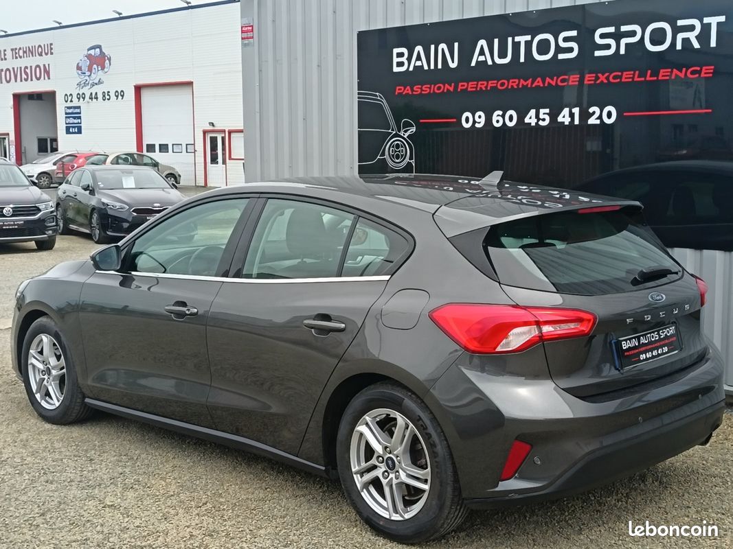 FORD Focus Berline Titanium TDCI 120ch (image 3)
