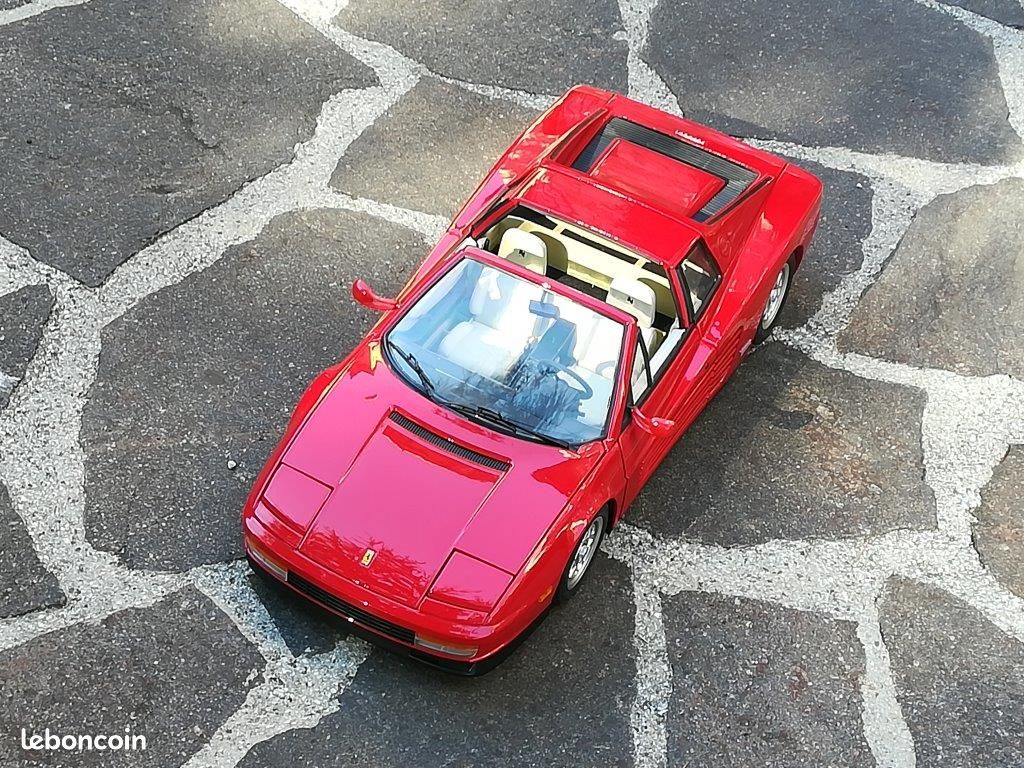 Pocher Ferrari Testarossa cabriolet 1/8 schaalmodellen - Jeux & Jouets