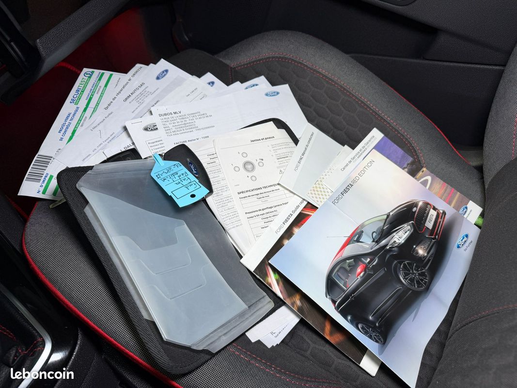 Ford fiesta 1.0 ecoboost 140 ch black edition / jantes alu noir / clim auto / sport / garantie (image 9)