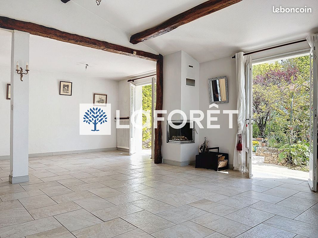 Maison 7 pièces 130 m² - Bressuire 79300 (image principale 8)