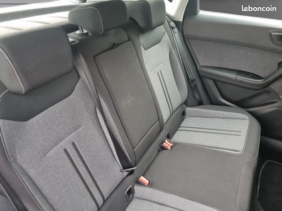 SEAT ATECA 1.5 TSI 150 ch Start/Stop DSG7 Style sièges chauffants virtual cockpit Carplay Garantie 12 mois (image 7)
