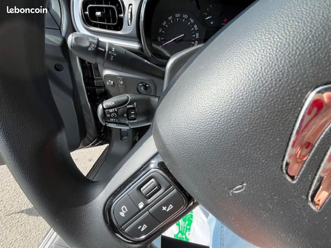CITROEN C3 1.2 PureTech 12V - 83 S&S You (image 15)