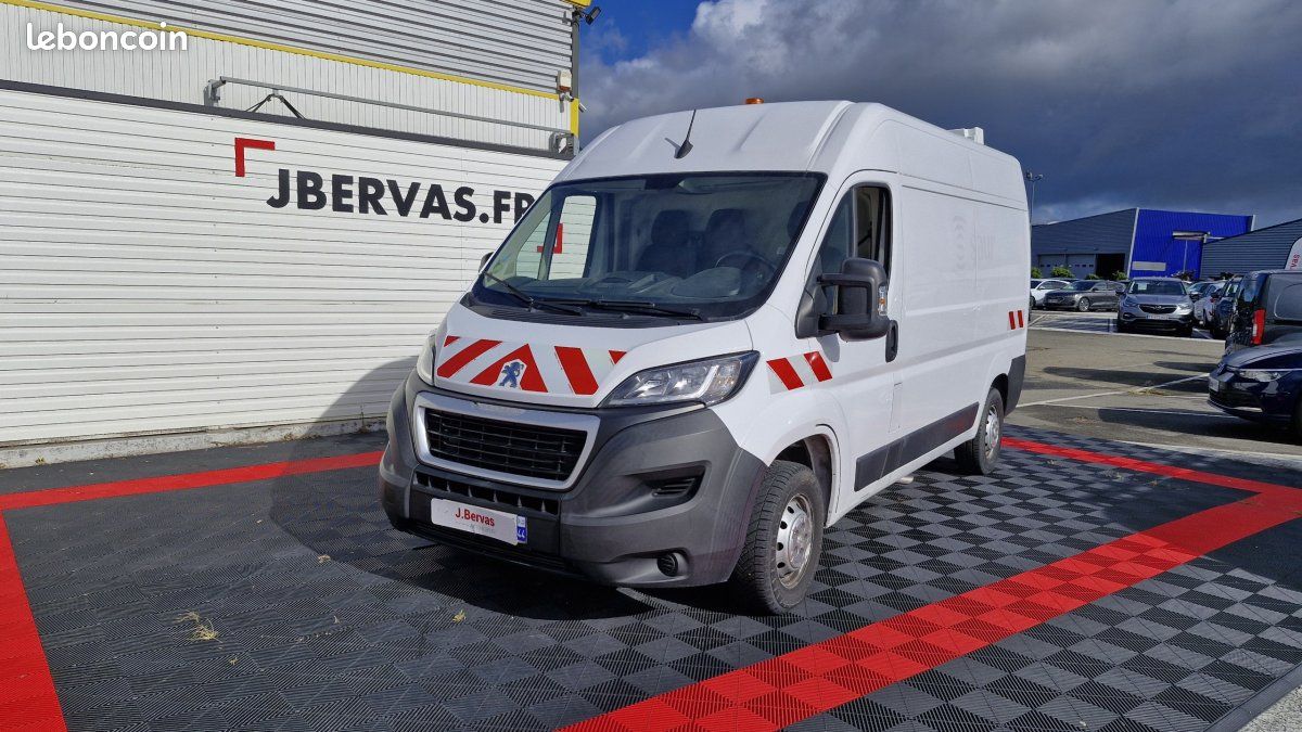 Peugeot Boxer L2H2 BLUEHDI 120 PREMIUM (image 1)