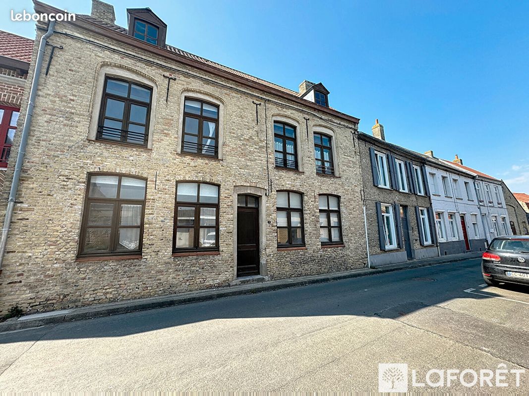 Maison 5 pièces 183 m² · à Hondschoote · 183 m² · 188 000 €