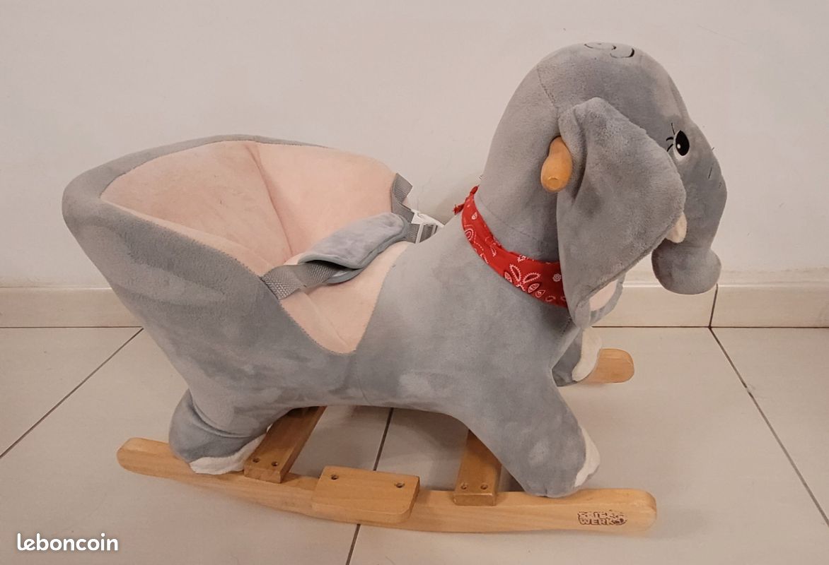 Éléphant à bascule (image 1)