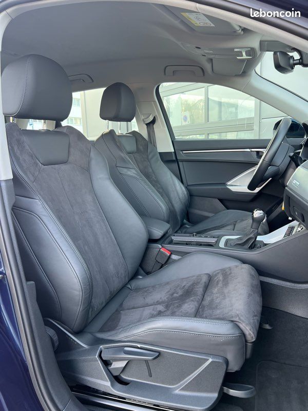 AUDI Q3 35 TFSI 150 CH / DESIGN LUXE / 1 ER MAIN / ACC LINE ASSIST / VIRTUAL COCkPIT / CARPLAY / FEUX LED / SIÈGES CHAUFFANTS / PARK ASSIST (image 4)