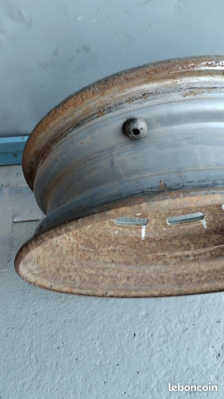 Renault 4l. Jante fergat (image 3)