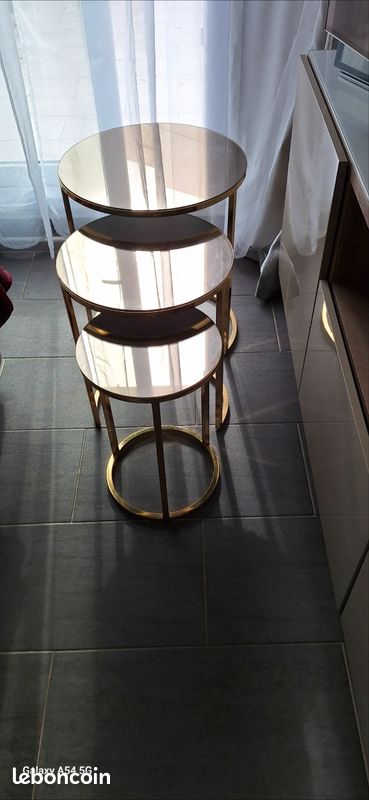 Lot table verre gigogne (image 1)