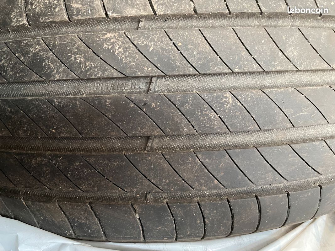 Pneus Michelin moitié usage (image 2)