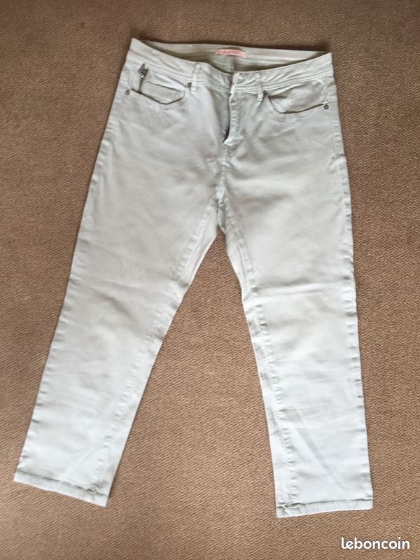 Pantacourt pantalon 7/8 CAMAÏEU vert très pâle un peu stretch taille 38 (image 2)