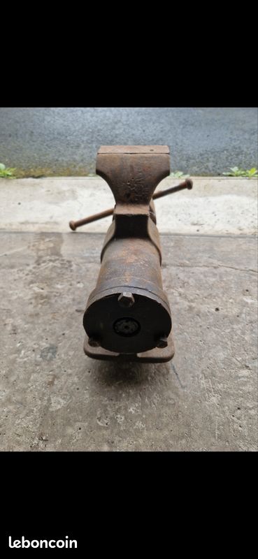 Étau ancien avec mors de 100 mm (image 4)