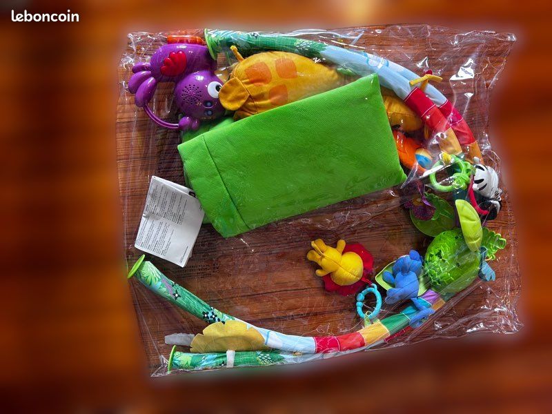 Tapis d’éveil Fisher-Price Jungle complet – musical (image 1)