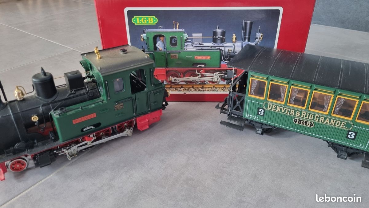 Train en bois locomotive ville 69el