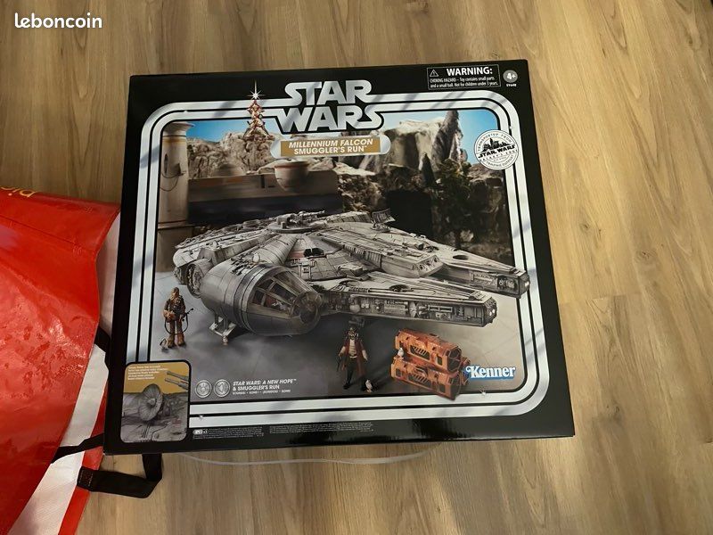 Wars Vintage Millennium Falcon Smugglers Run Vintage Collection - Main Image