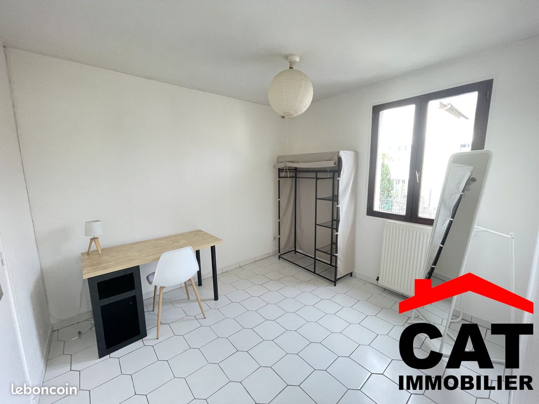 Appartement 3 pièces 35 m² · à Avon · 35 m² · 625 €/mois