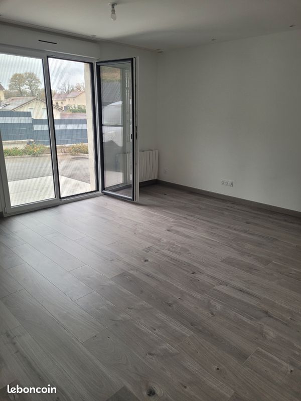 Appartement 3 pièces 72 m² · à Montréal-la-Cluse · 72 m² · 945 €/mois