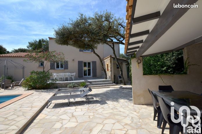 Villa 7 pièces 165 m²