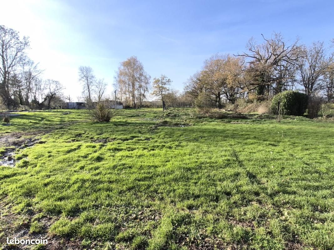 Maison 9 pièces 358 m² · à Saint-Paul-de-Varax · 358 m² · 590 000 €