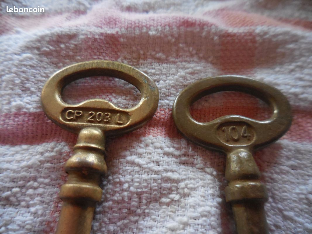 Lot De 2 Clés Hartmann Pour Cadenas Et Serrure De Bagage Vintage En Laiton - Neuf