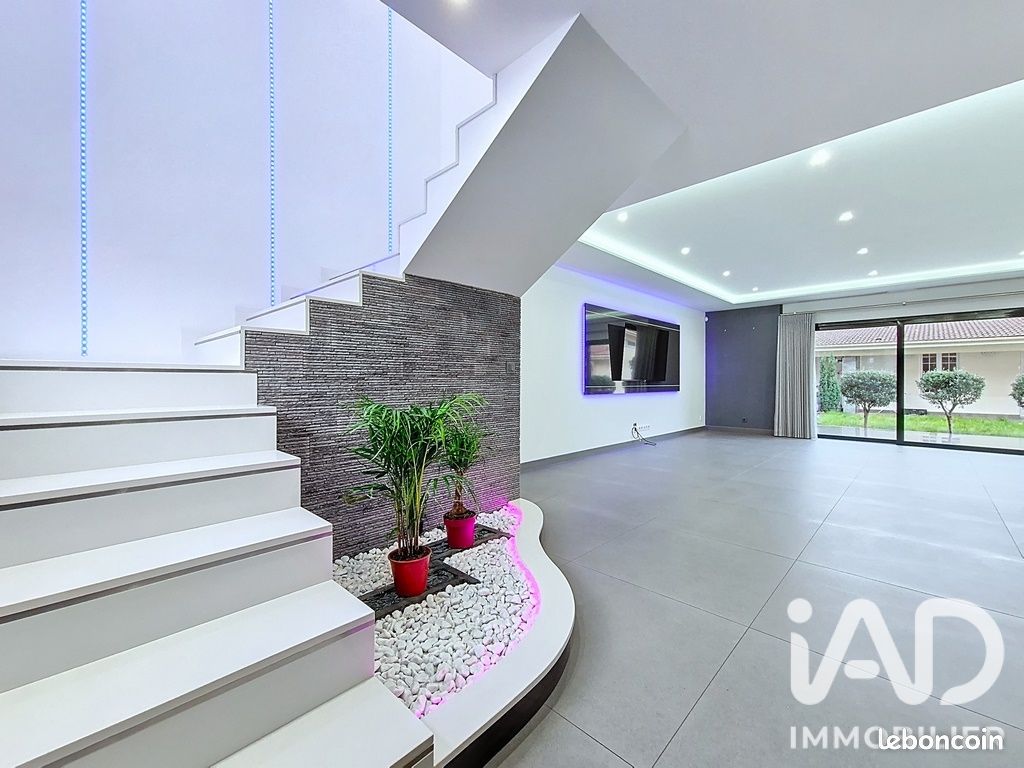 Maison 7 pièces 159 m² · à Livry-Gargan · 159 m² · 420 000 €