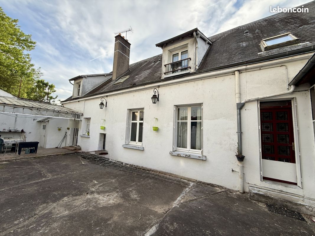 Maison 8 pièces 287 m² · à Gien · 287 m² · 188 000 €