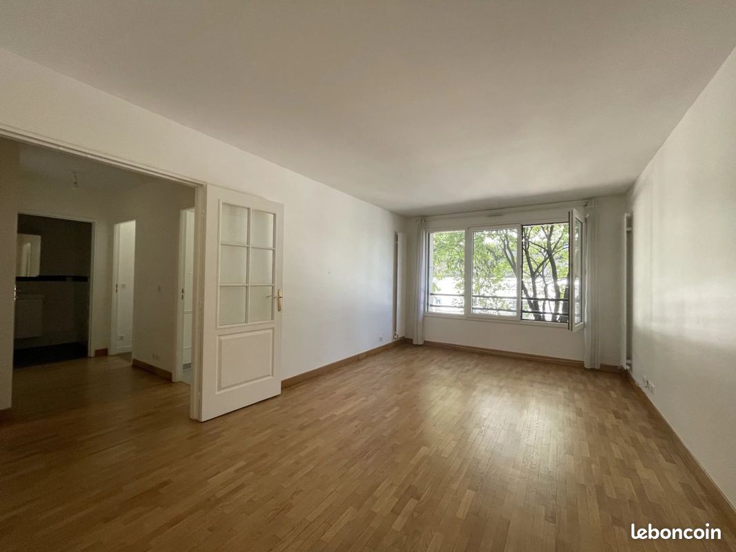 Appartement 2 pièces 47 m² · à Courbevoie · 47 m² · 353 000 €