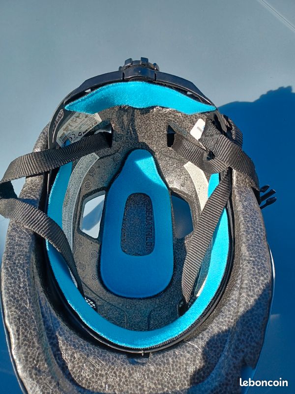 Casque vélo decathlon noir/bleu (image 2)