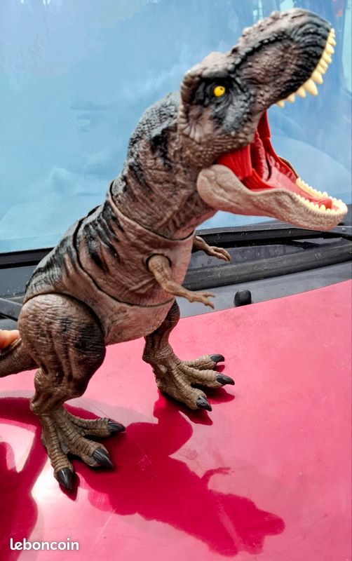 Figurine Jurassic World T-Rex grand prédateur (image 2)