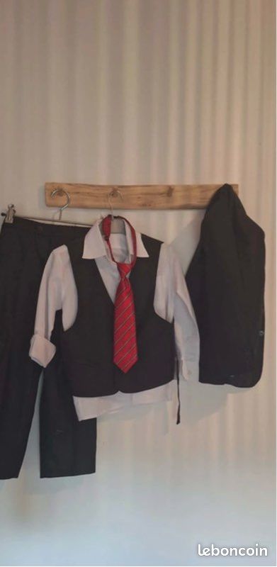Ensemble costume garçon – taille 6 ans 🖤 (image 1)