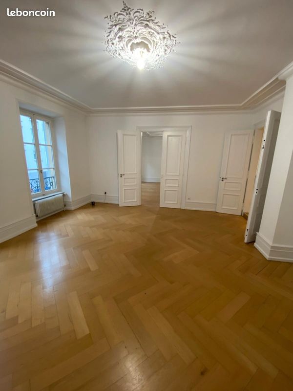 Appartement 4 pièces 127 m² · à Strasbourg · 127 m² · 1 750 €