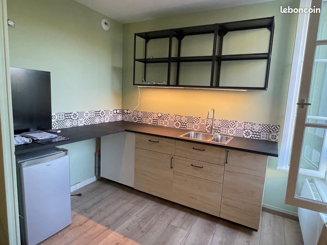 Appartement 1 pièce 22 m² · à Saintes · 22 m² · 421 €