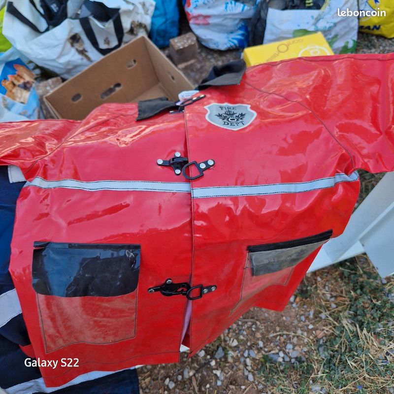Deguisement pompiers complet (image 1)