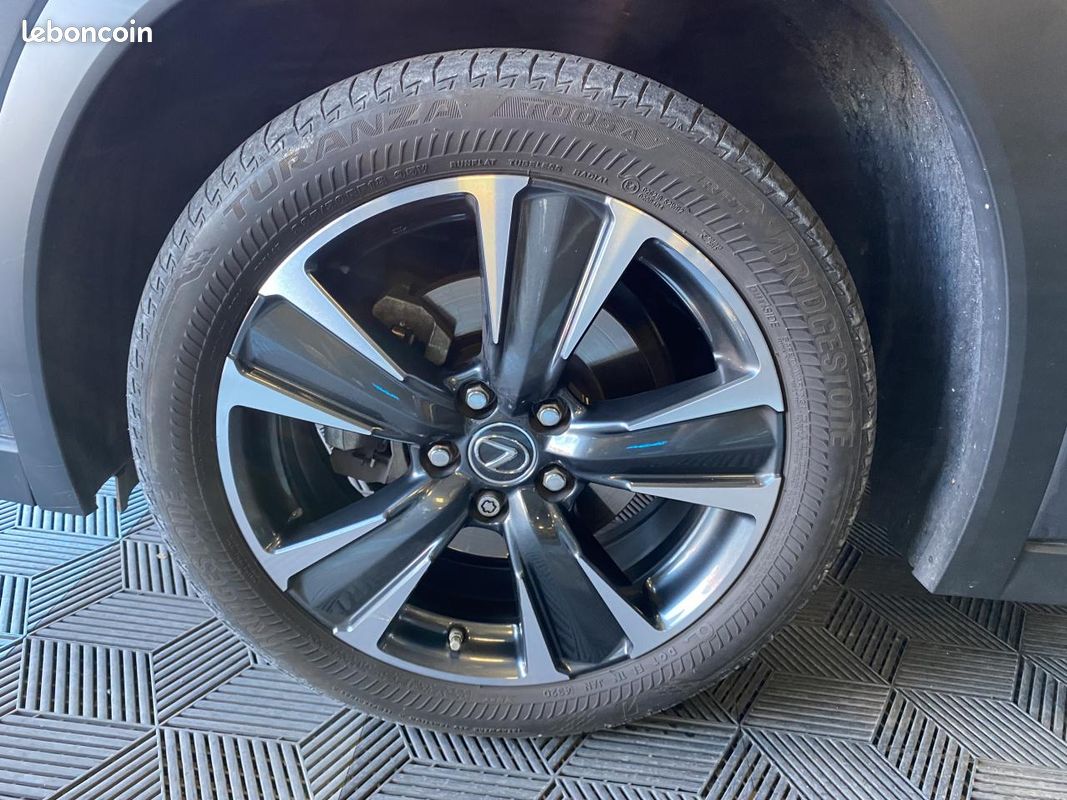 LEXUS UX 250h Hybrid FWD - 2.0 VVT-iE - Premium Edition - 184cv - Boîte auto - Garantie 12 mois (image 20)