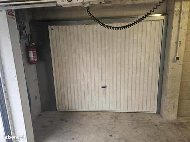 Garage/box 15 m² Bavilliers