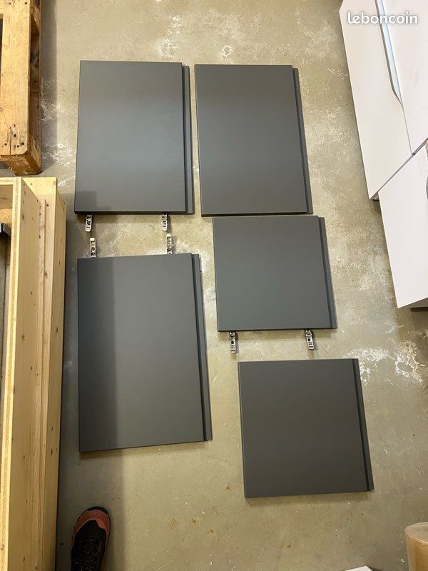 Porte de placard (image 1)