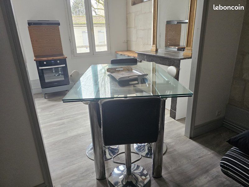 Appartement 3 pièces 55 m² · à Saintes · 55 m² · 730 €
