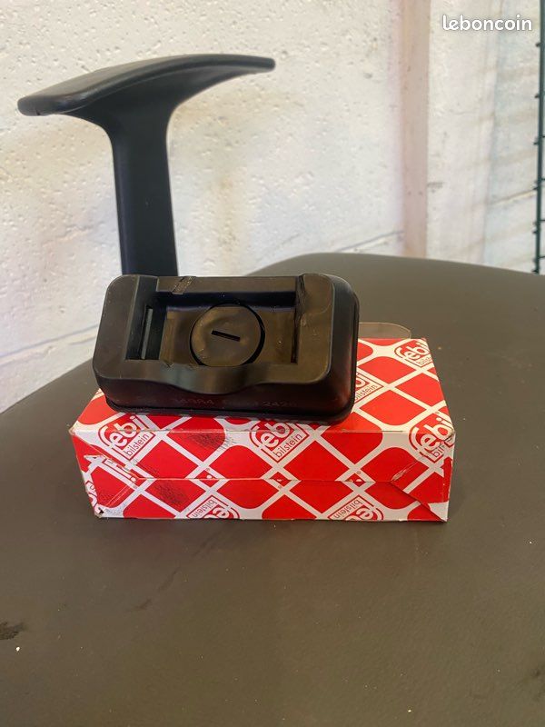 Support cric pour Mercedes w203 (image 2)